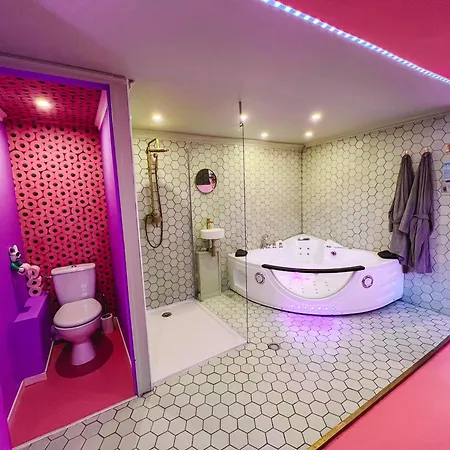 Apartament Funky House - Jacuzzi - Salle De Cinema & Netflix - Billard - Nintendo Switch & Jeux