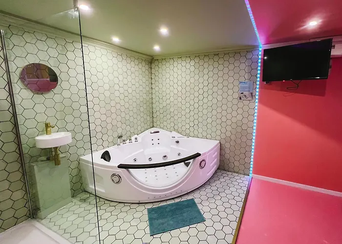 Funky House - Jacuzzi - Salle De Cinéma&netflix - Billard - Nintendo Switch&jeux Douai